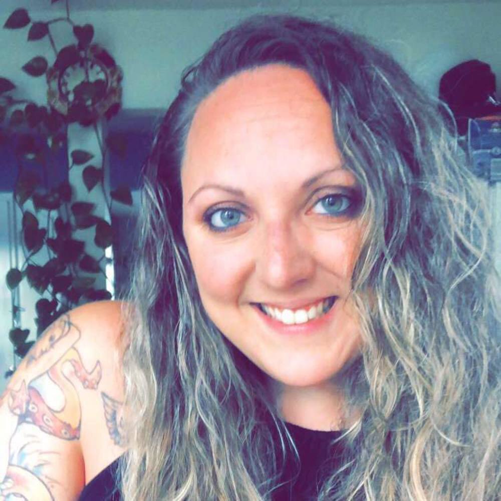 Meet your Posher, Melissa